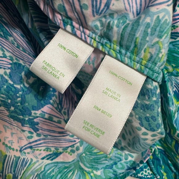 Lilly Pulitzer Lynnley Long Sleeve Top in Botanical Green Holiday In The Sun - Picture 5 of 6